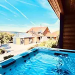 Вилла La Lisiere Romantique