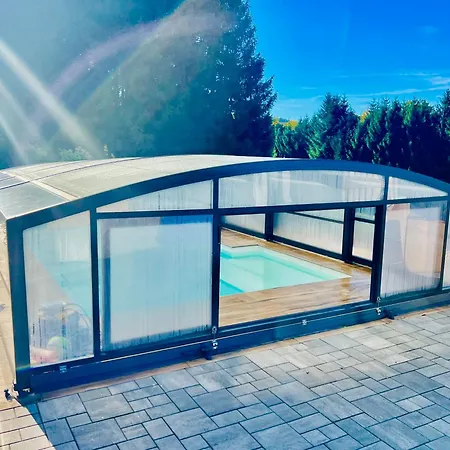 La Lisiere Romantique Villa